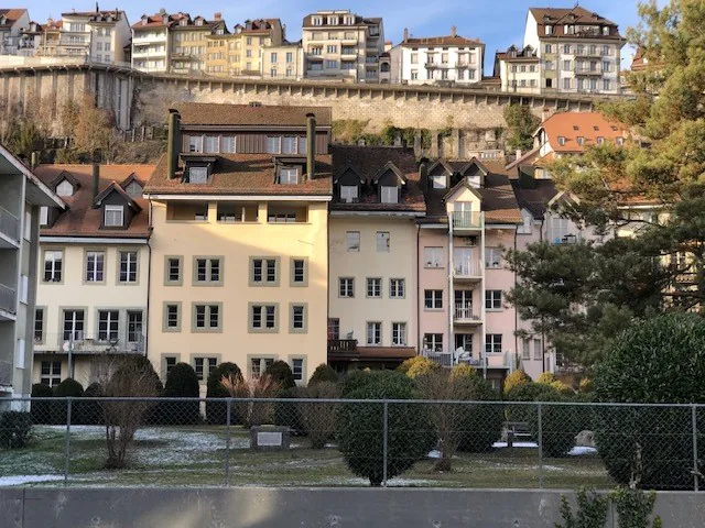 Incantevole appartamento di 4.5 locali nel centro storico di Friburgo!
