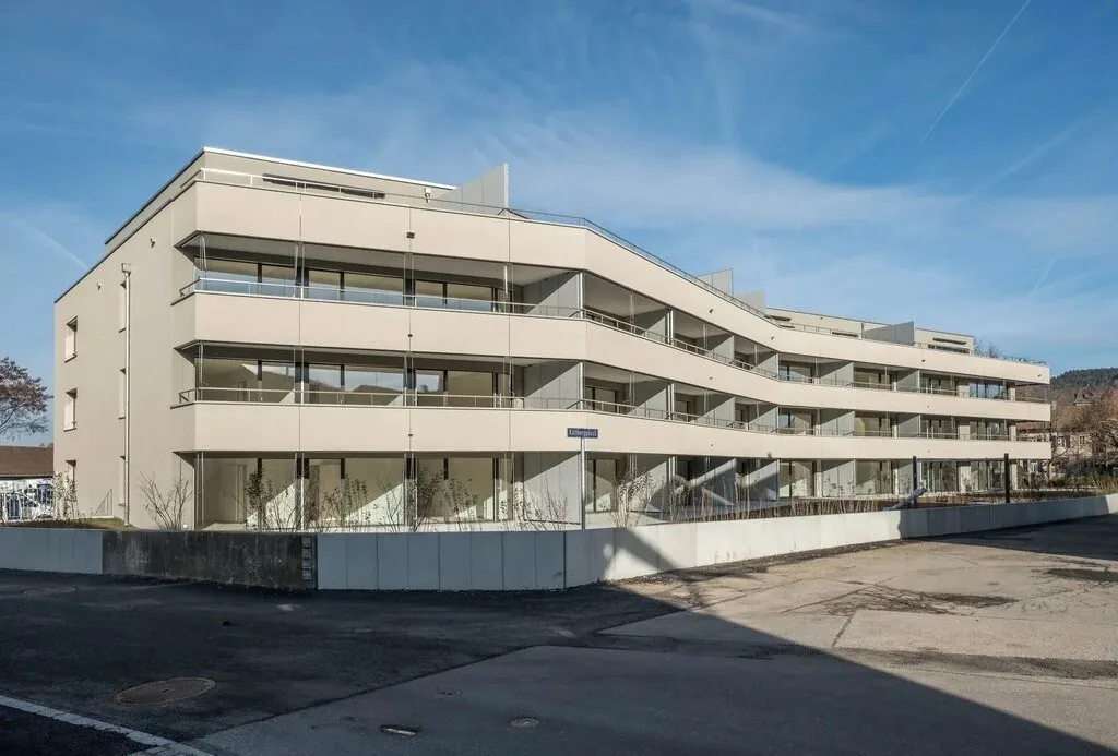 Prenez garde, navetteurs ! Place de parking en sous-sol à la gare d'Oberburg
