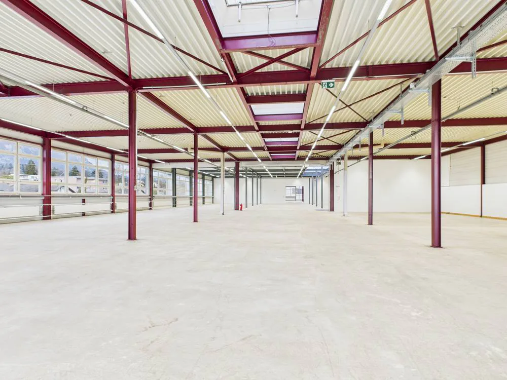 Industrial and Commercial Space with Office Area in Industrial Zone I