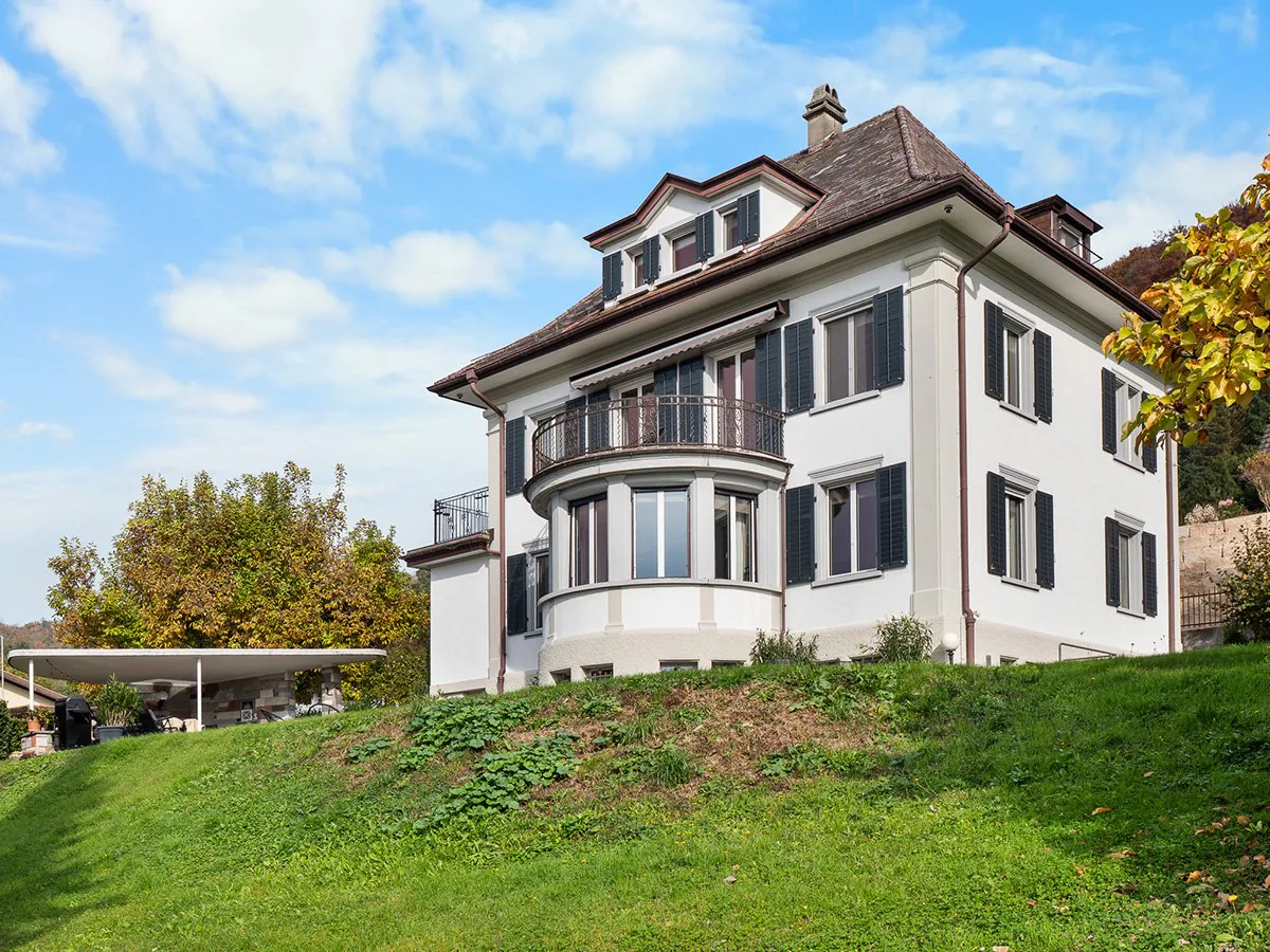 Repräsentative Villa 35 Min. von Zürich