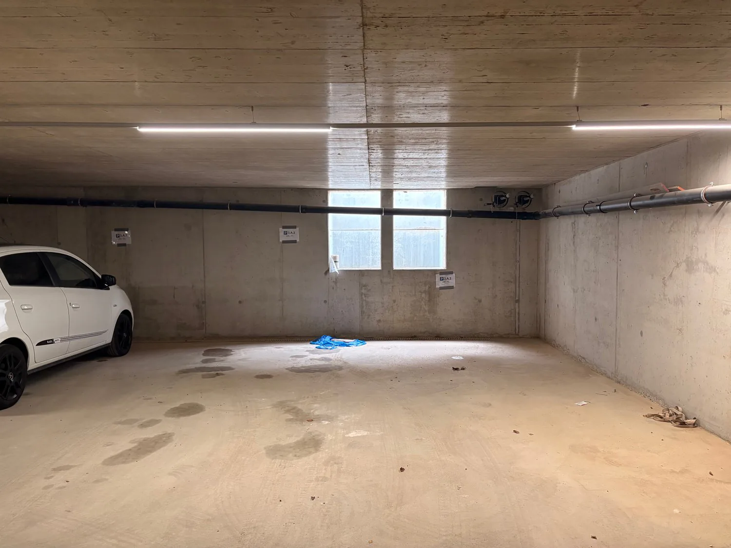 Places de stationnement en garage souterrain Huttwil à louer
