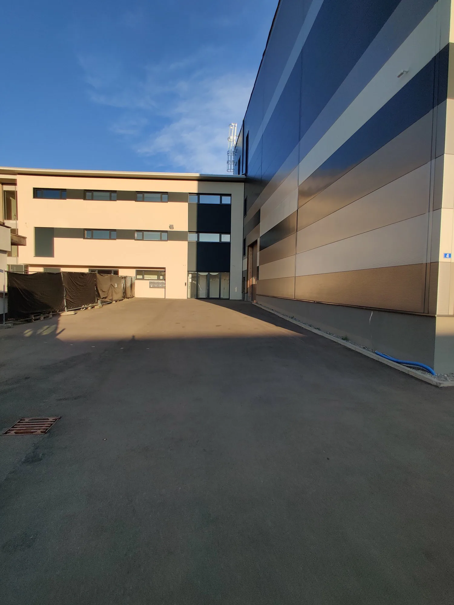 #15.3 Laboratorio moderno 5m² con aria condizionata, ventilazione, LAN, WLAN, videosorveglianza, parcheggio, centrale