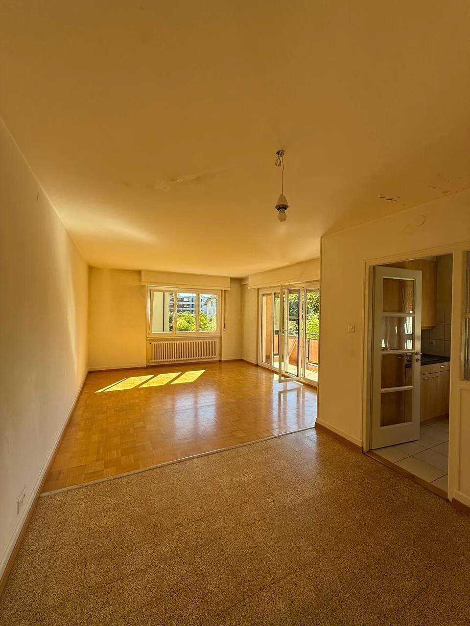 Appartement de 2.5 pièces au 1er étage dans un quartier calme