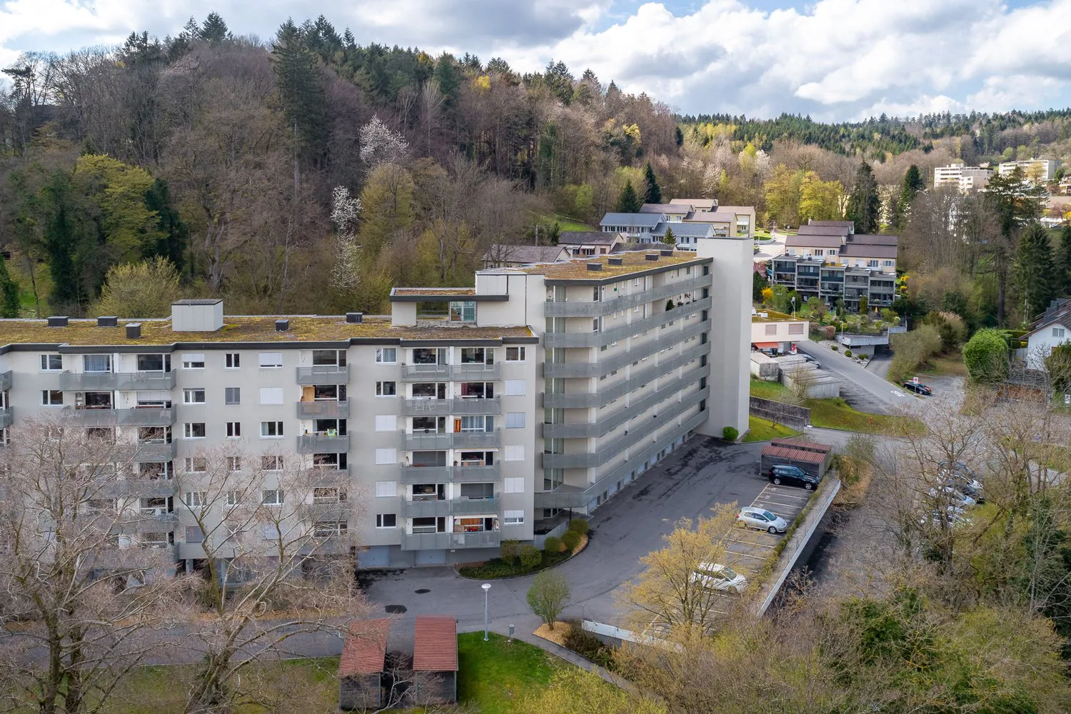 Abstellplatz im Tannengut 1-7 zu vermieten
