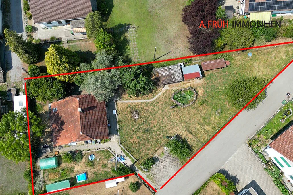Diverse plot with development potential