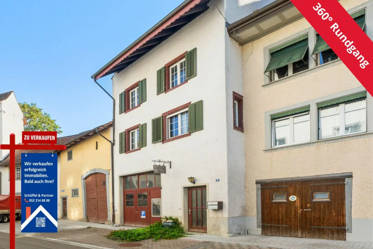 Renovation-requiring 6-room townhouse with development potential