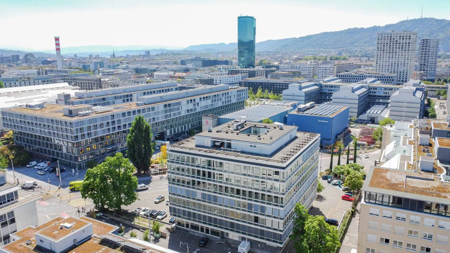 Grosszügige Büroflächen an zentraler Lage in Zürich-West flexibel anmietbar