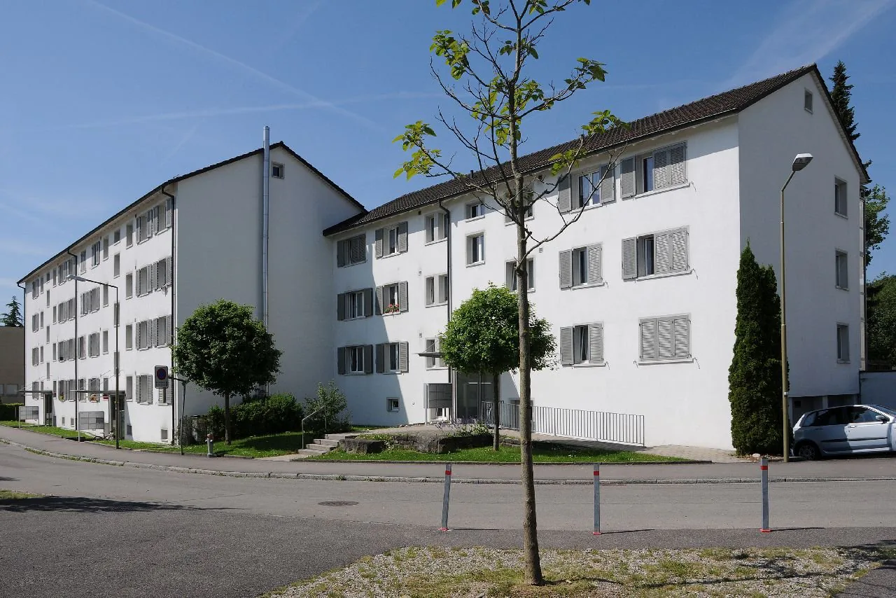 Attraktives Zuhause mit Stadt- und Schwimmbadnähe
