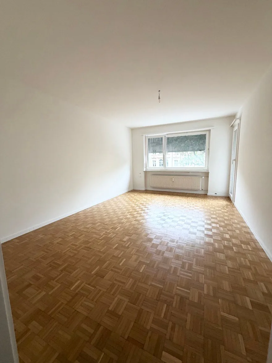 Appartement lumineux de 3 pièces avec 3 balcons à Bâle – disponible immédiatement !