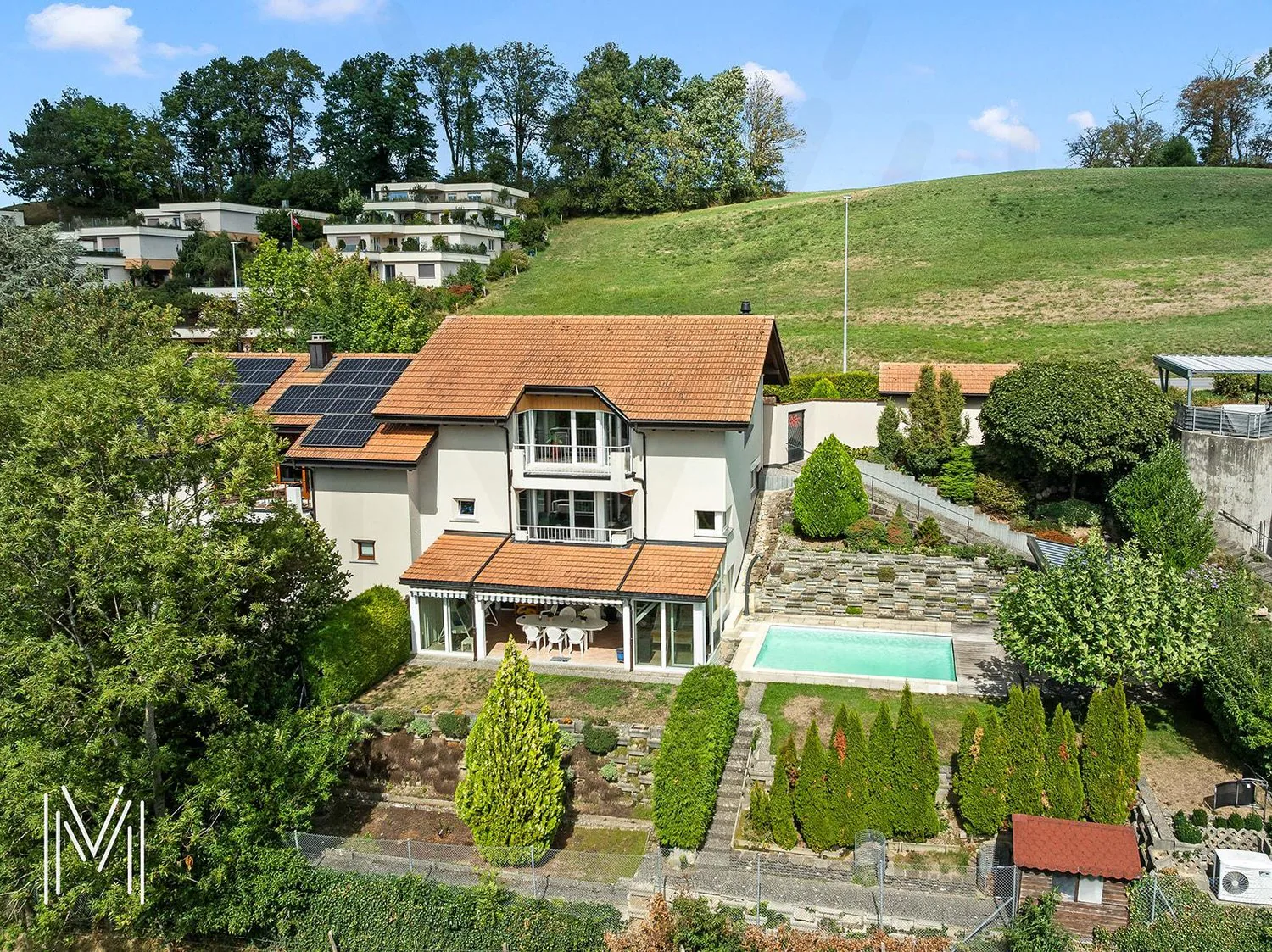Schönes Haus 6,5 Zimmer mit Abstellraum und Ausnahmeblick
