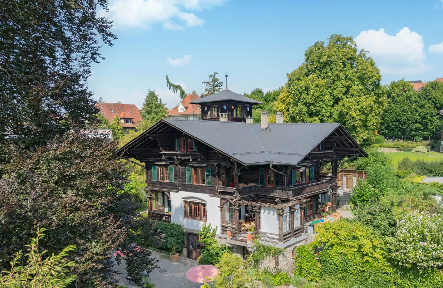 Villa "Belle Époque" – historic jewel in a park-like setting