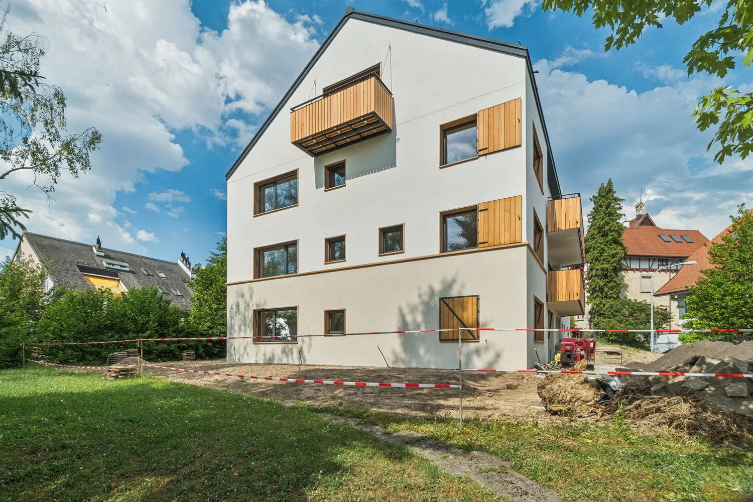 Exklusive 3.5-Zimmer-Souterrainwohnung mit privatem Garten