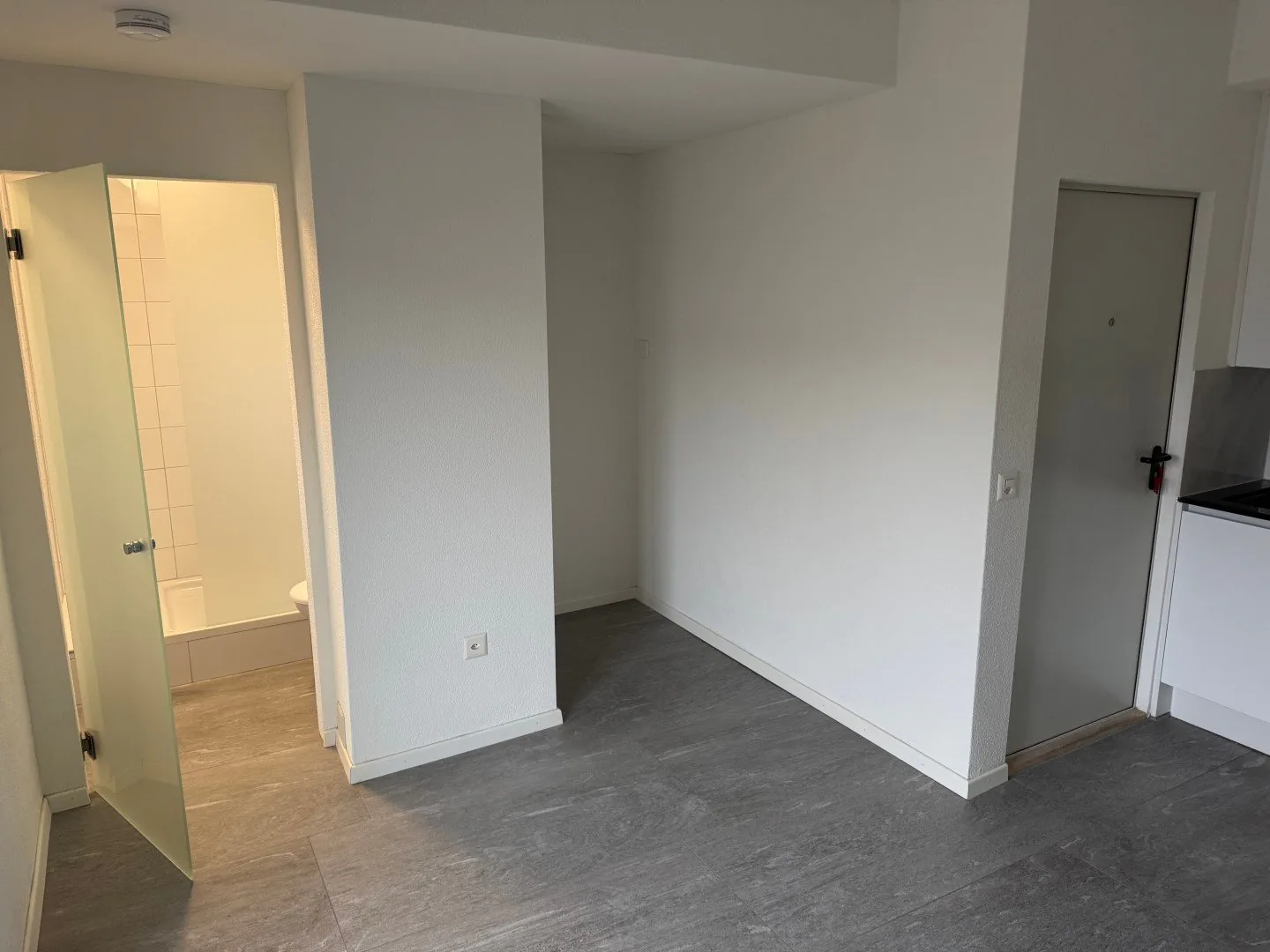 Studio mit Balkon an ruhiger Lage