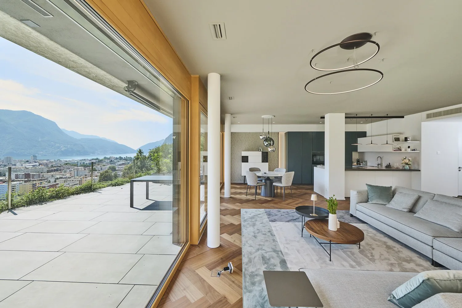 Luxuswohnung mit Seeblick