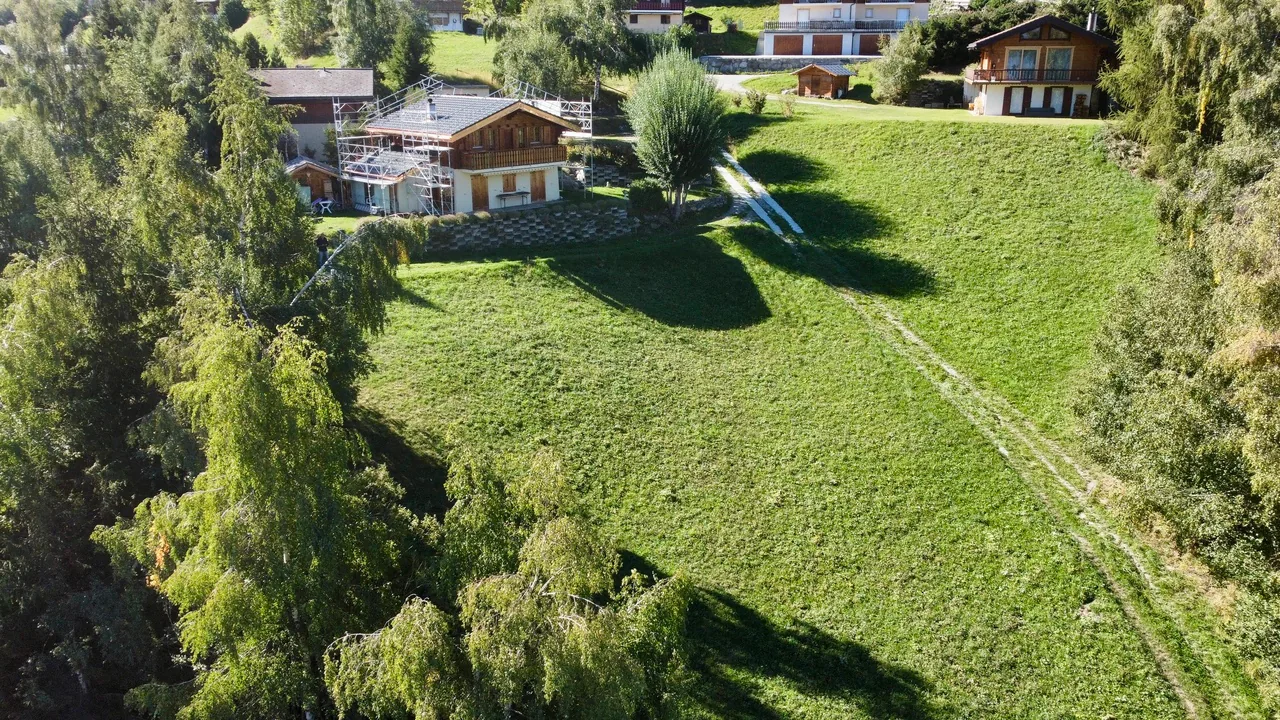 Grande Parcelle prête à accueillir votre futur chalet à La Tzoumaz