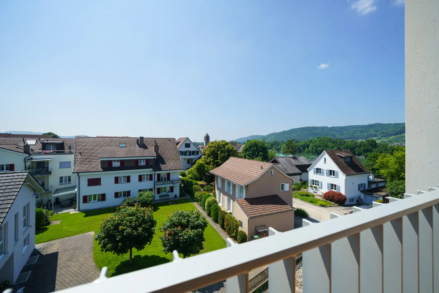 Living in old age – independently, comfortably, and with a park view