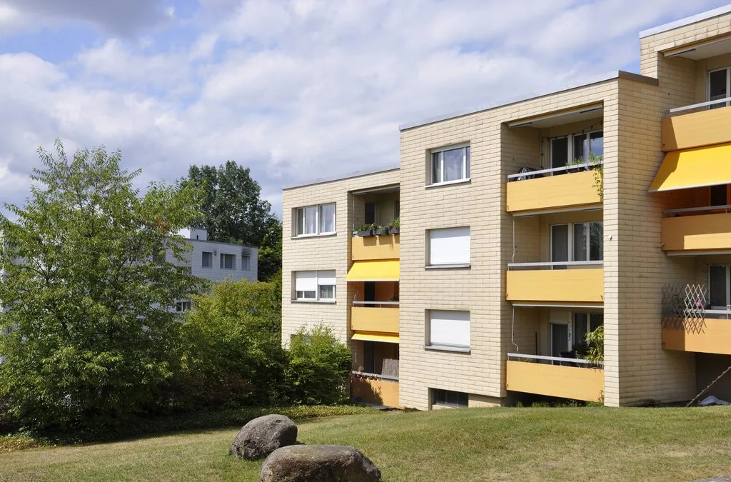 Motorradparkplatz zu vermieten