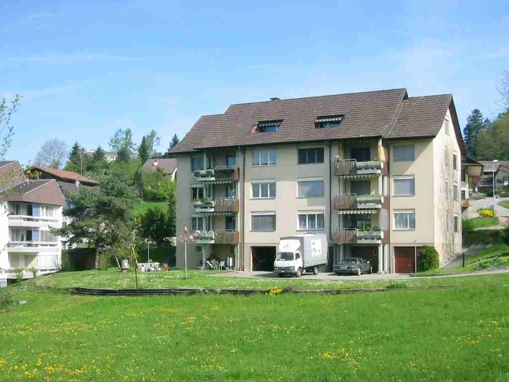 4 1/2 Zimmerwohnung; sonnige, ruhig und hell