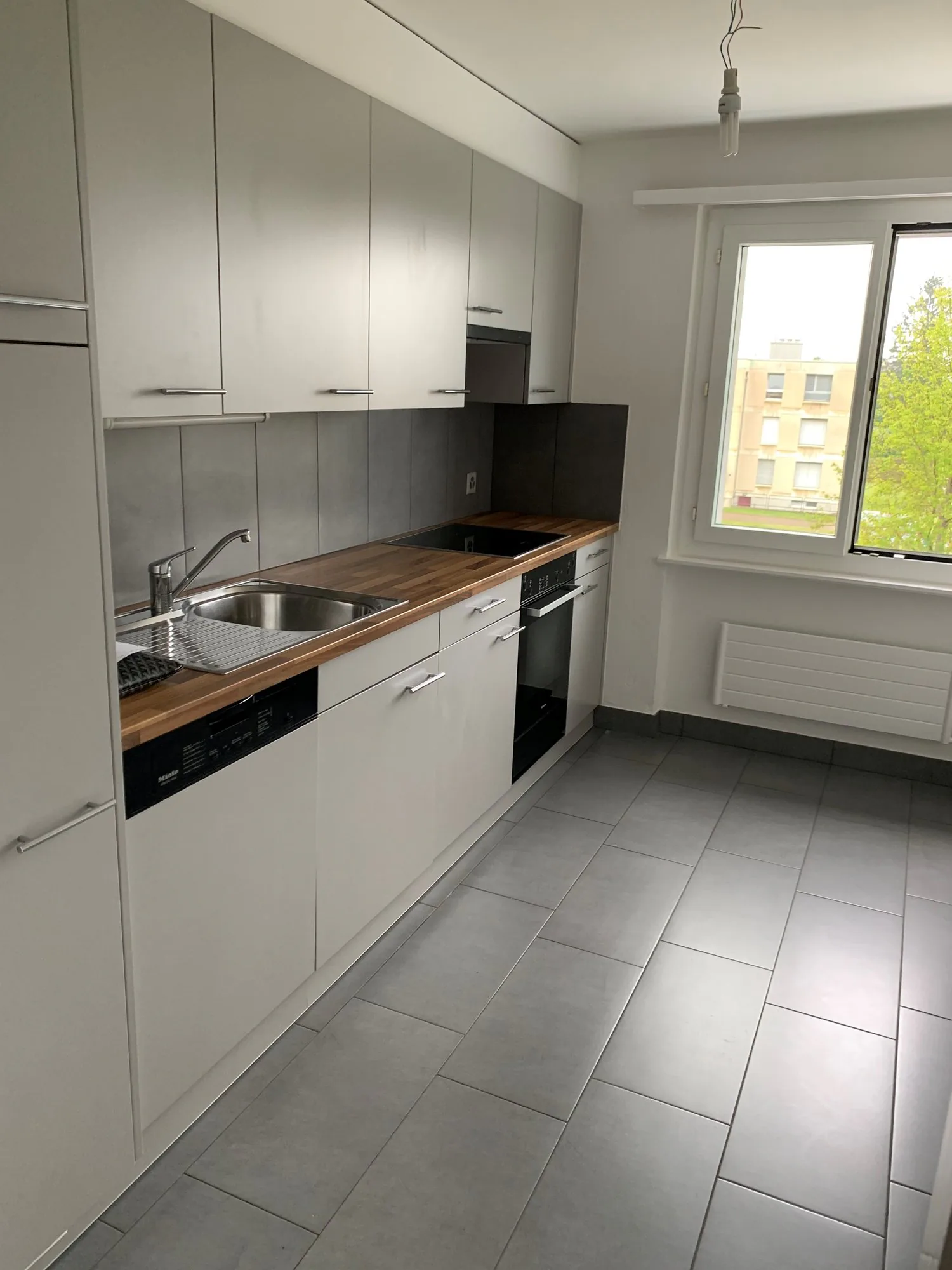 Très bel Appartement 3 pièces lumineux avec balcon à Hauterive NE