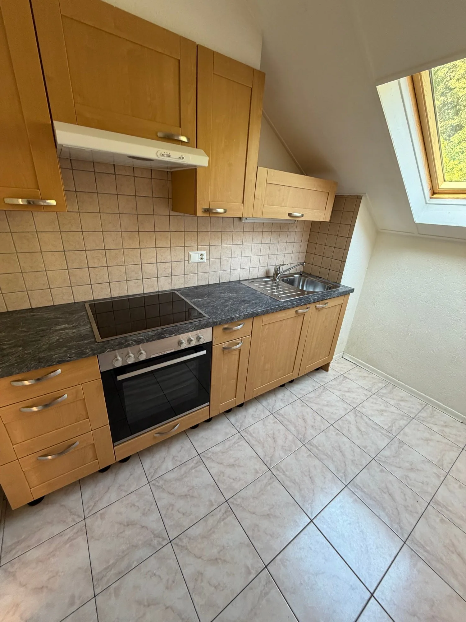 Wohnung mit 4.5 Zimmern und Balkon in Neuchâtel – ab November 2026 verfügbar