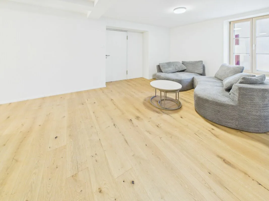 Appartement de 2½ pièces élégant dans un quartier résidentiel calme