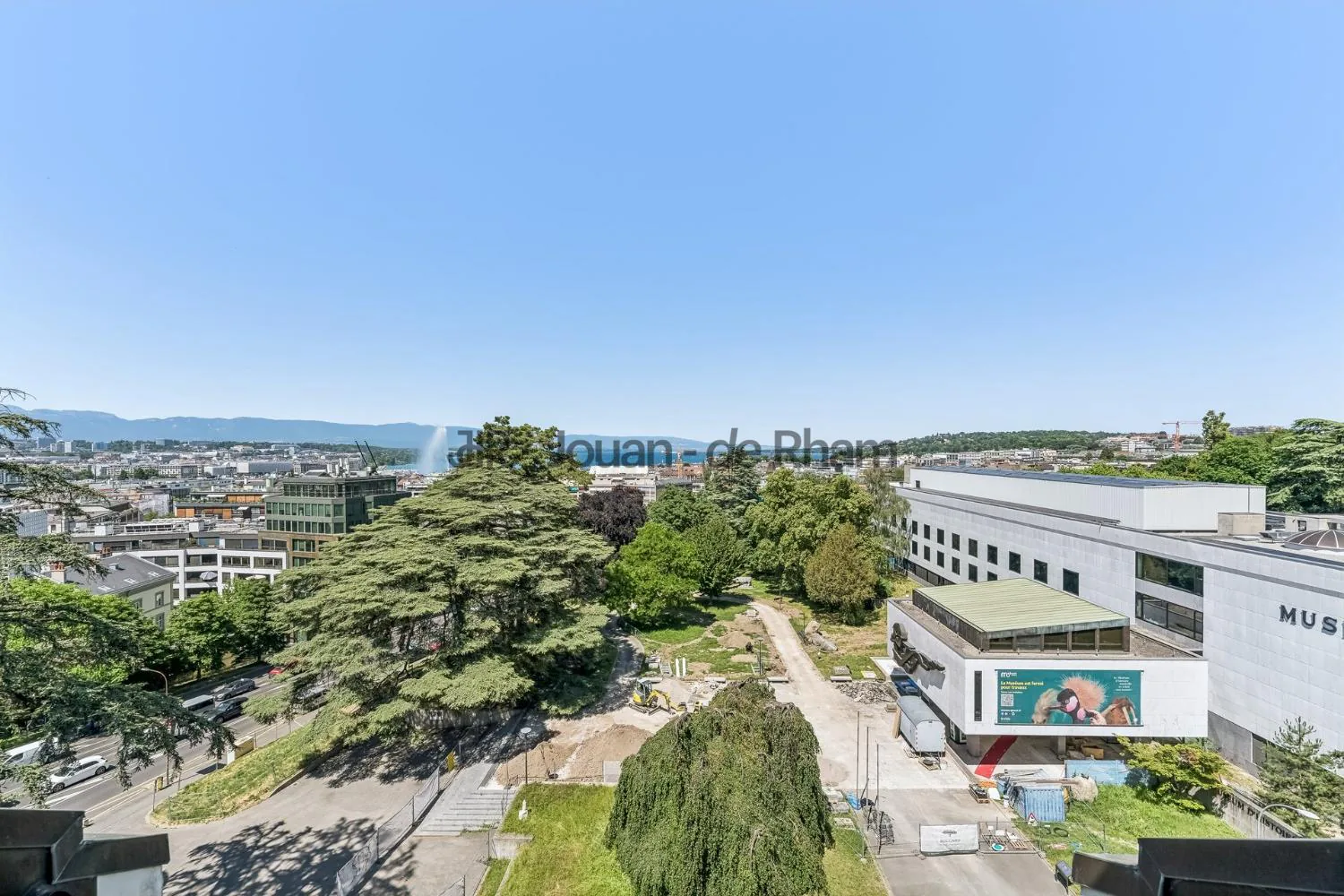 Malagnou | Spacious renovated apartment in the heart of Geneva