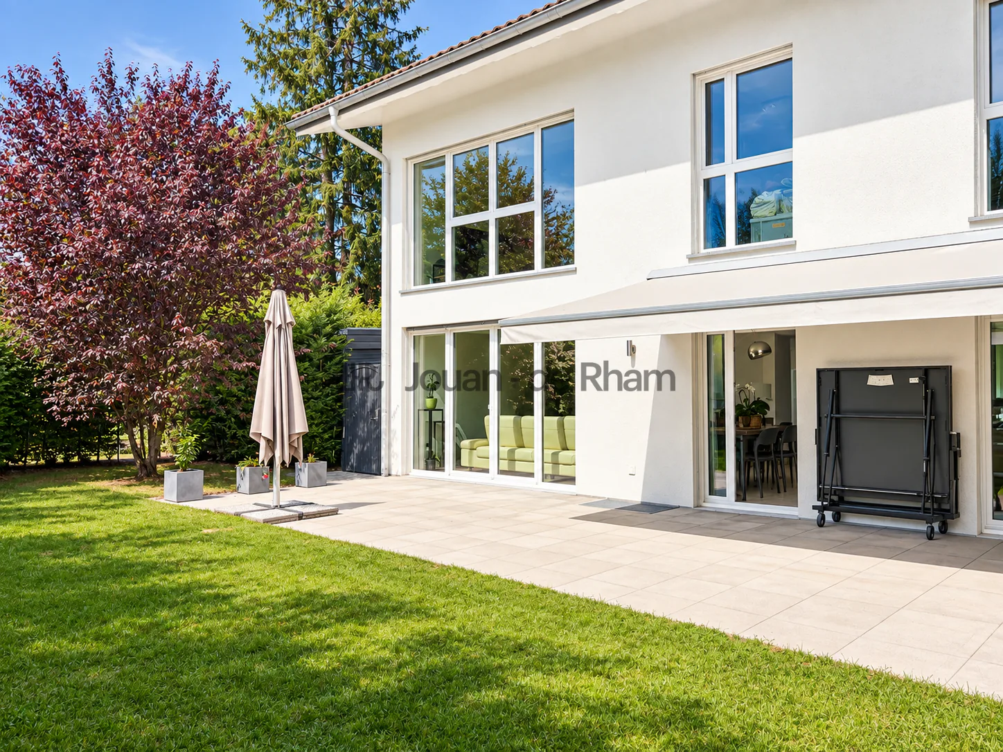 Peaceful in Coppet - Modern and bright semi-detached villa