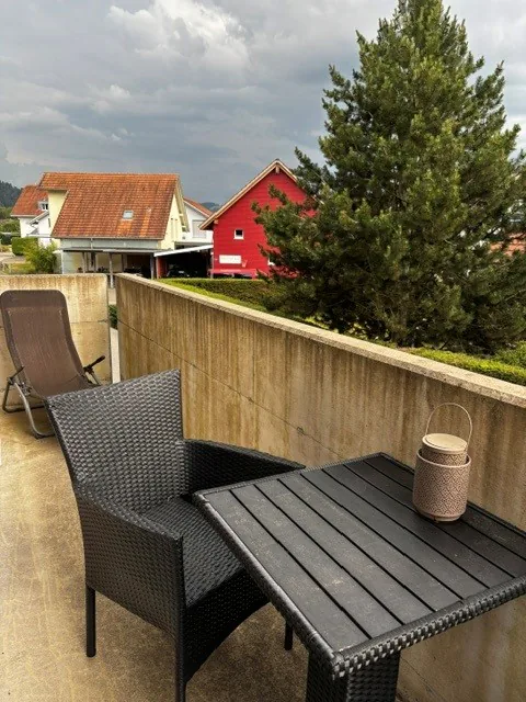 Charmant appartement 2.5 pièces avec balcon à Zollbrück