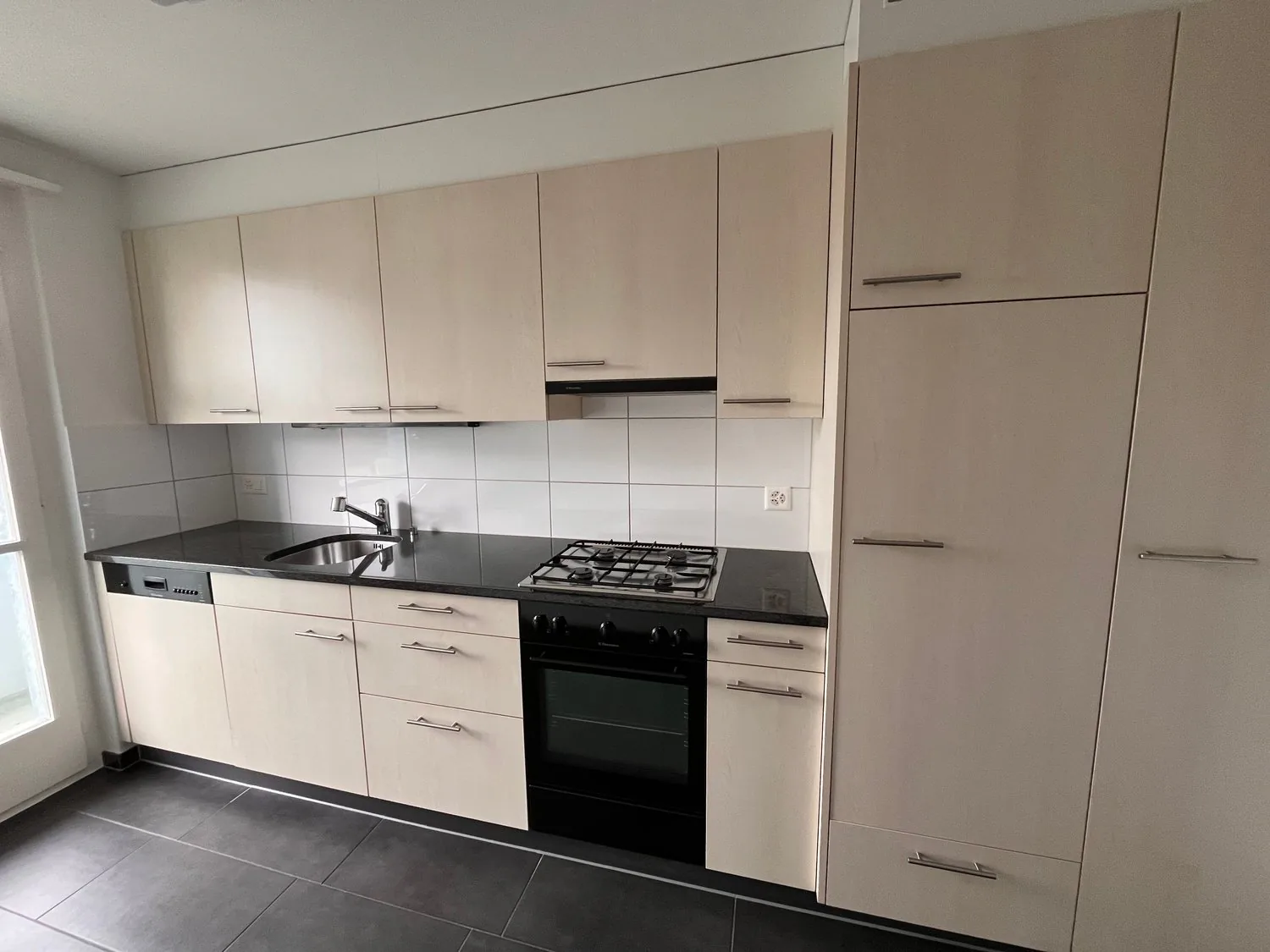 Helle 3-Zimmer-Wohnung mit Balkon in Thun – ab Dezember 2026 verfügbar