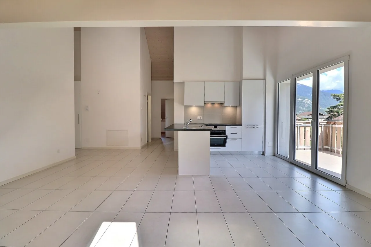 Prächtige 4.5-Zimmer-Wohnung mit 96 m2 und großem Balkon
