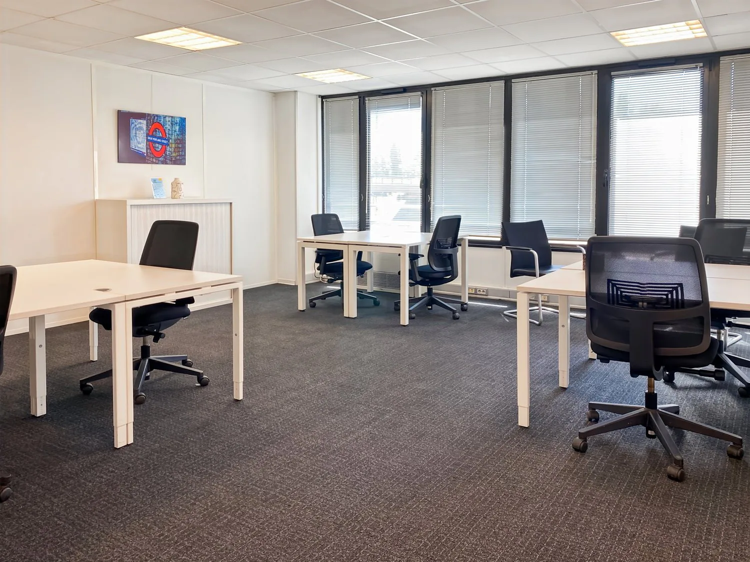 Private office space for 25 in Regus Heuwaage