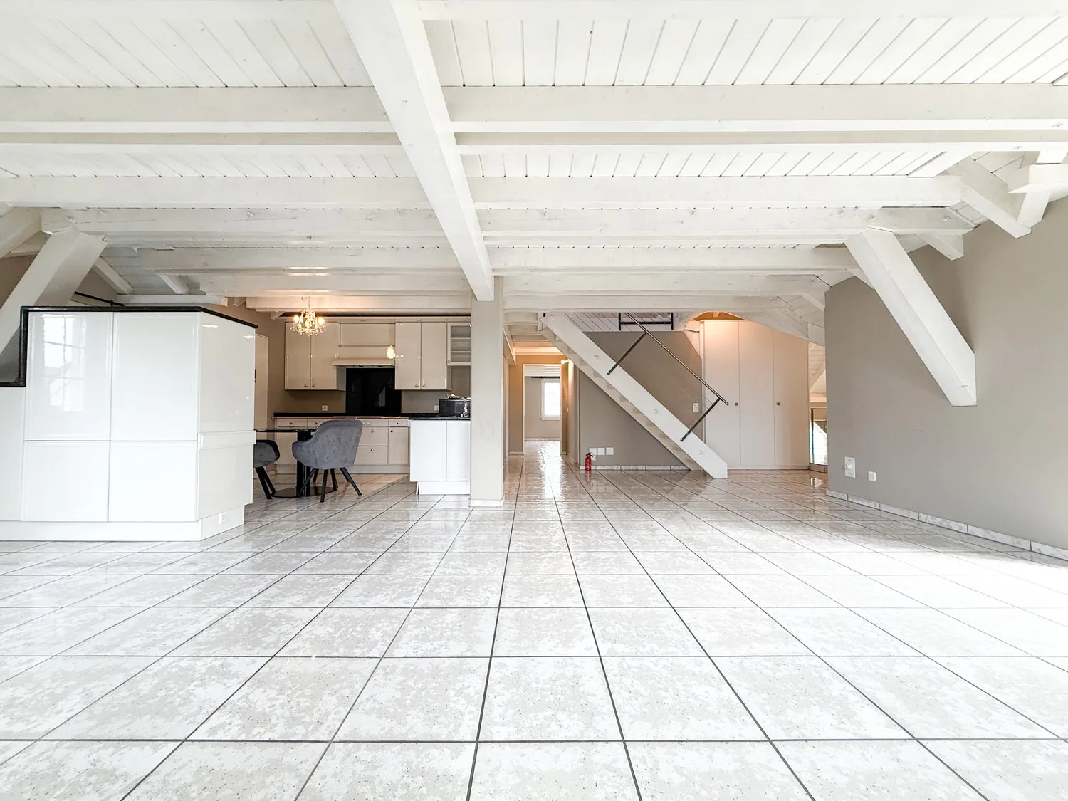 Exklusive 5-Zimmer-Maisonette-Wohnung in Ermatingen am Bodensee