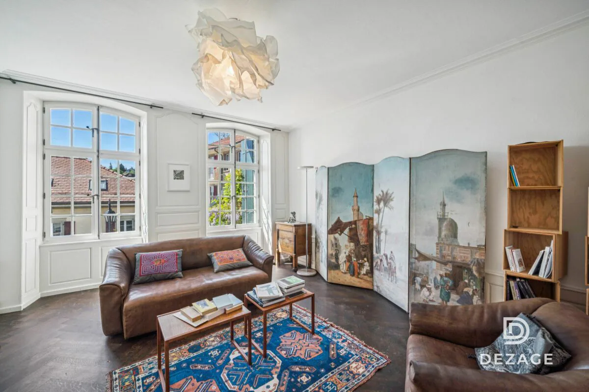 Somptueuse maison de maître rénovée avec soin, avec jardin de ville et au calme absolu