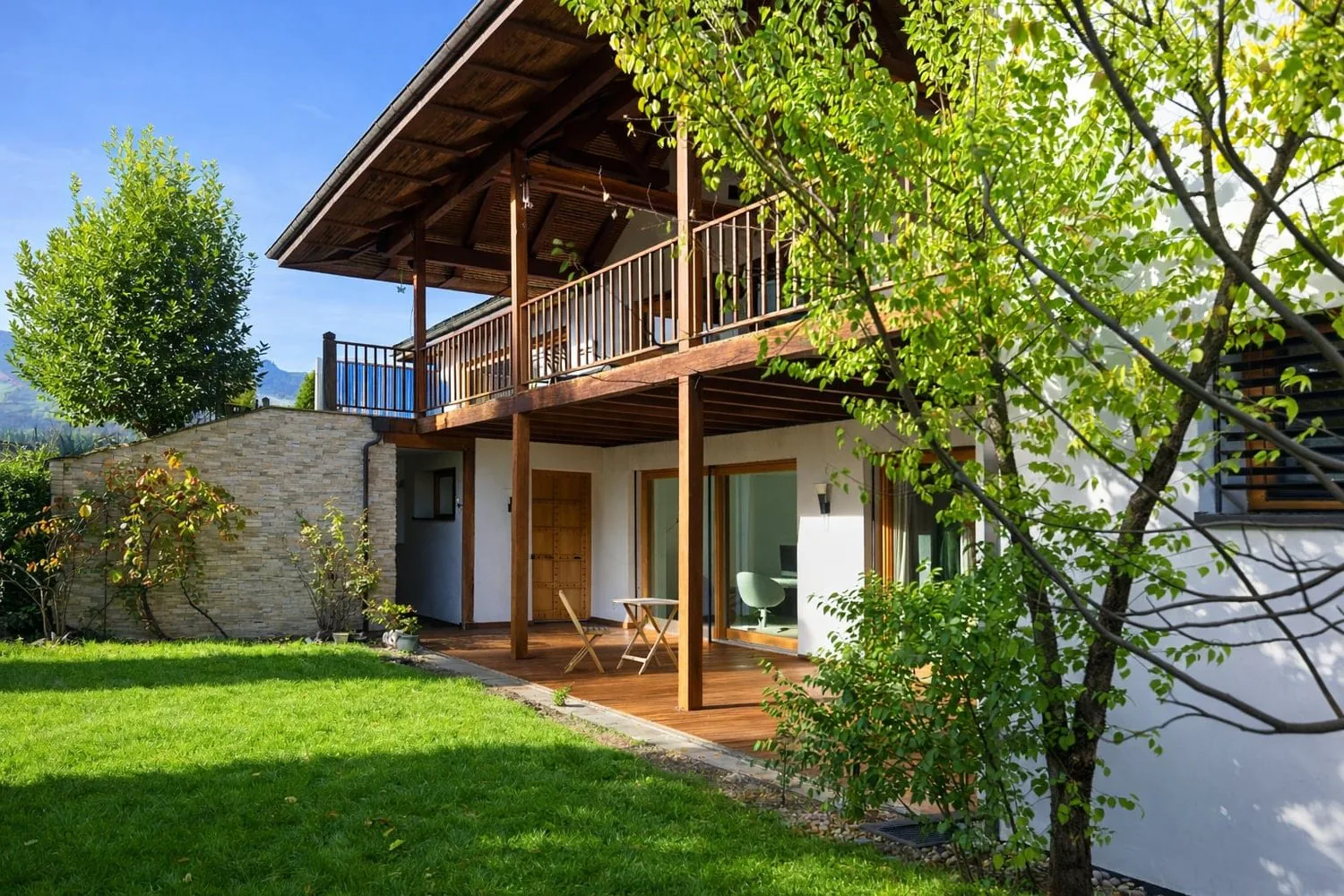 7.5-Zimmer-Villa mit Pool und Garten in Altstätten
