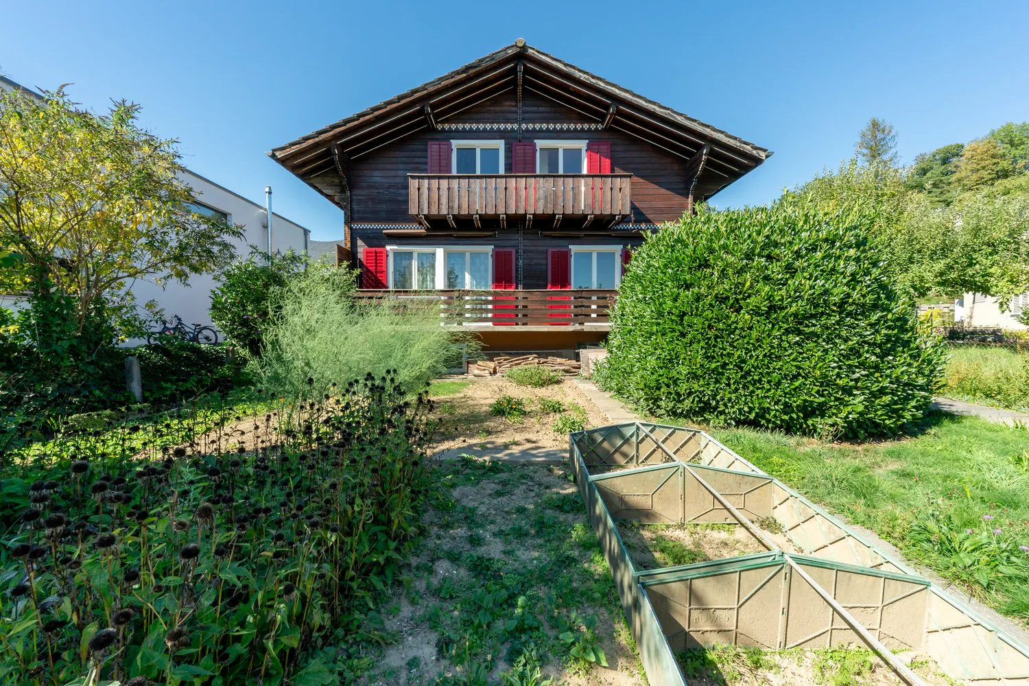Rare single-family house in chalet style in a quiet location