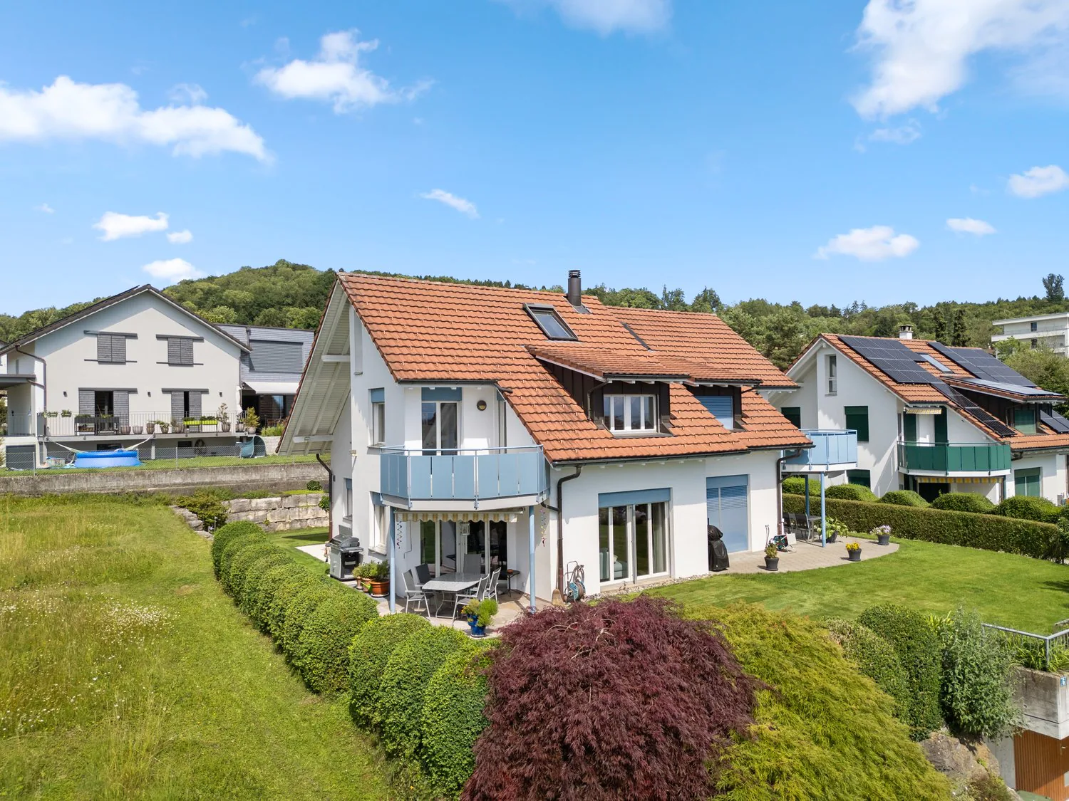 Casa bifamiliare di 5,5 locali affascinante a Hedingen