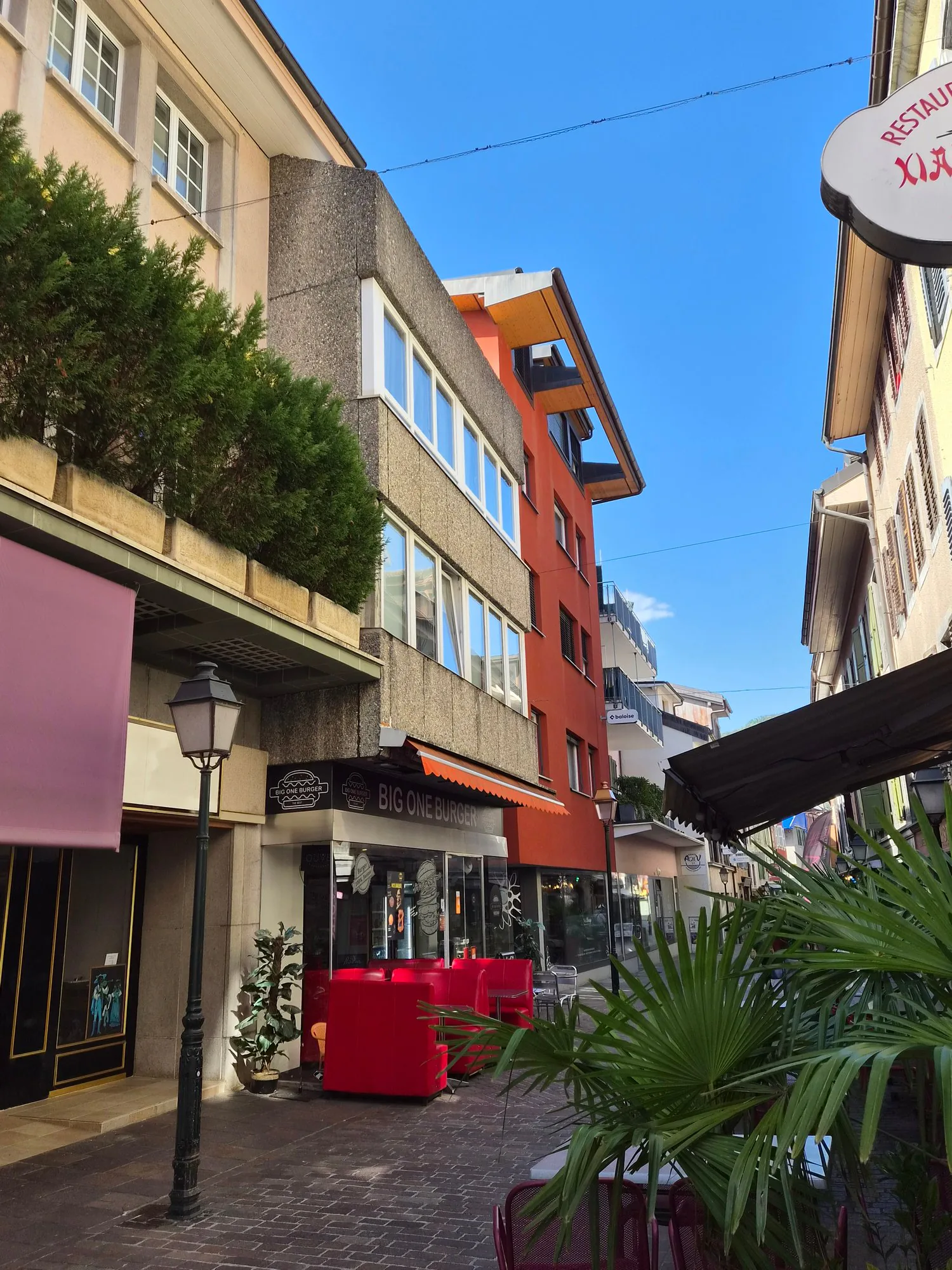Renovated 2-room apartment on the 1st floor