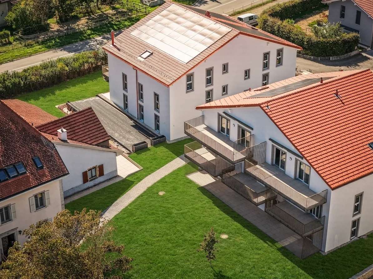 Appartement neuf 3,5 pièces au 1er étage dans la maison rénovée