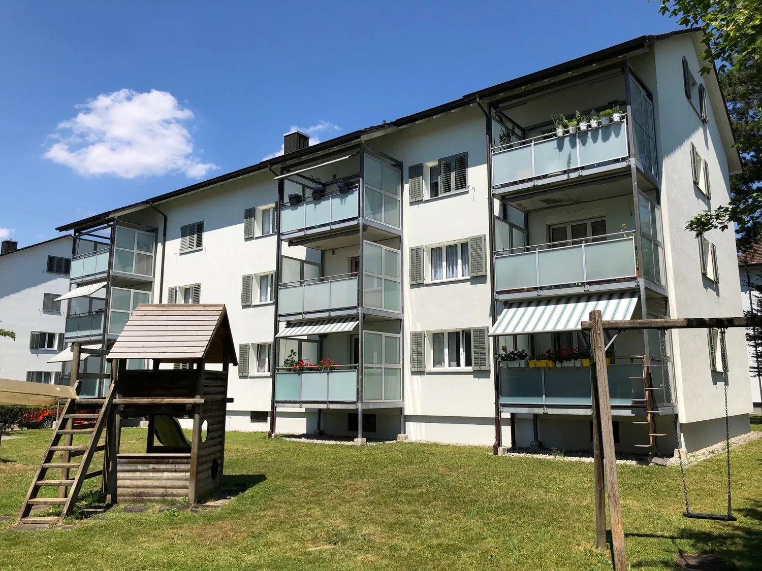 Helle 4-Zimmerwohnung gleich neben dem Kantonsspital Aarau