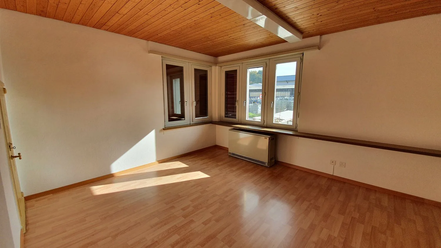 Gemütliche Altbau-Wohnung mitGemüsegarten