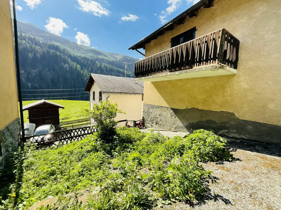 Charmanter Dorfhaus im Herzen des Dorfes