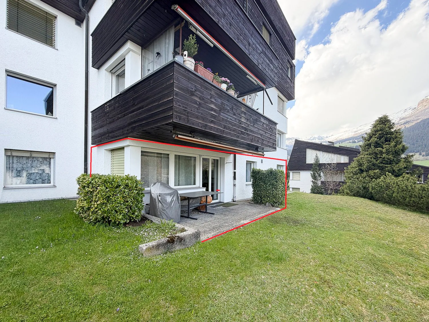Charming, completely renovated 2-room holiday apartment in Flims