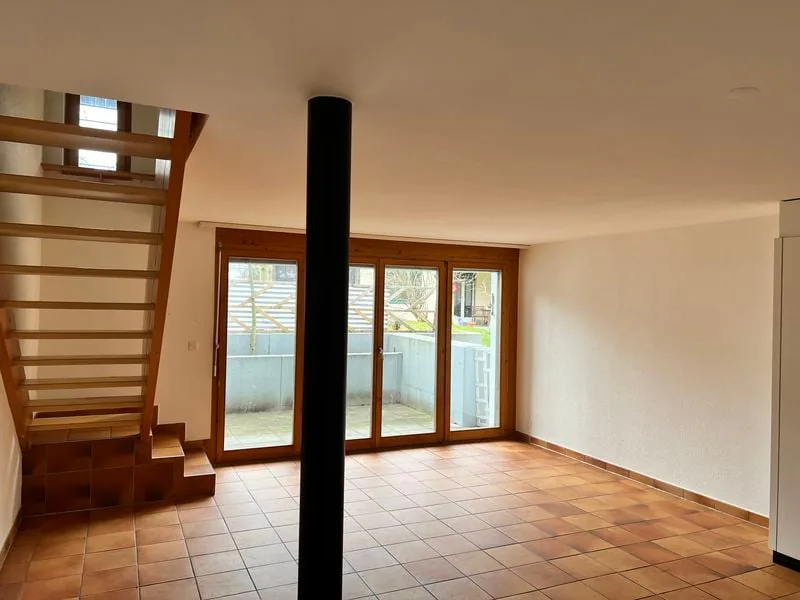 Bello appartamento 3,5 locali 100 m2 su 2 livelli, piano terra e 1° piano