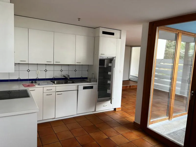Bello appartamento 3,5 locali 80 m2 al piano terra