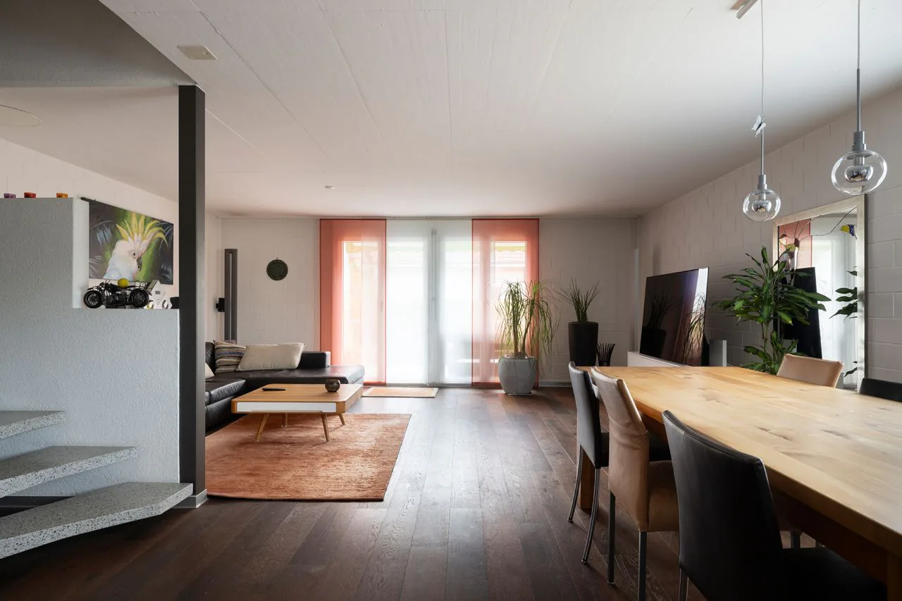 Spacieux appartement en maisonnette de 4,5 pièces à Utzenstorf