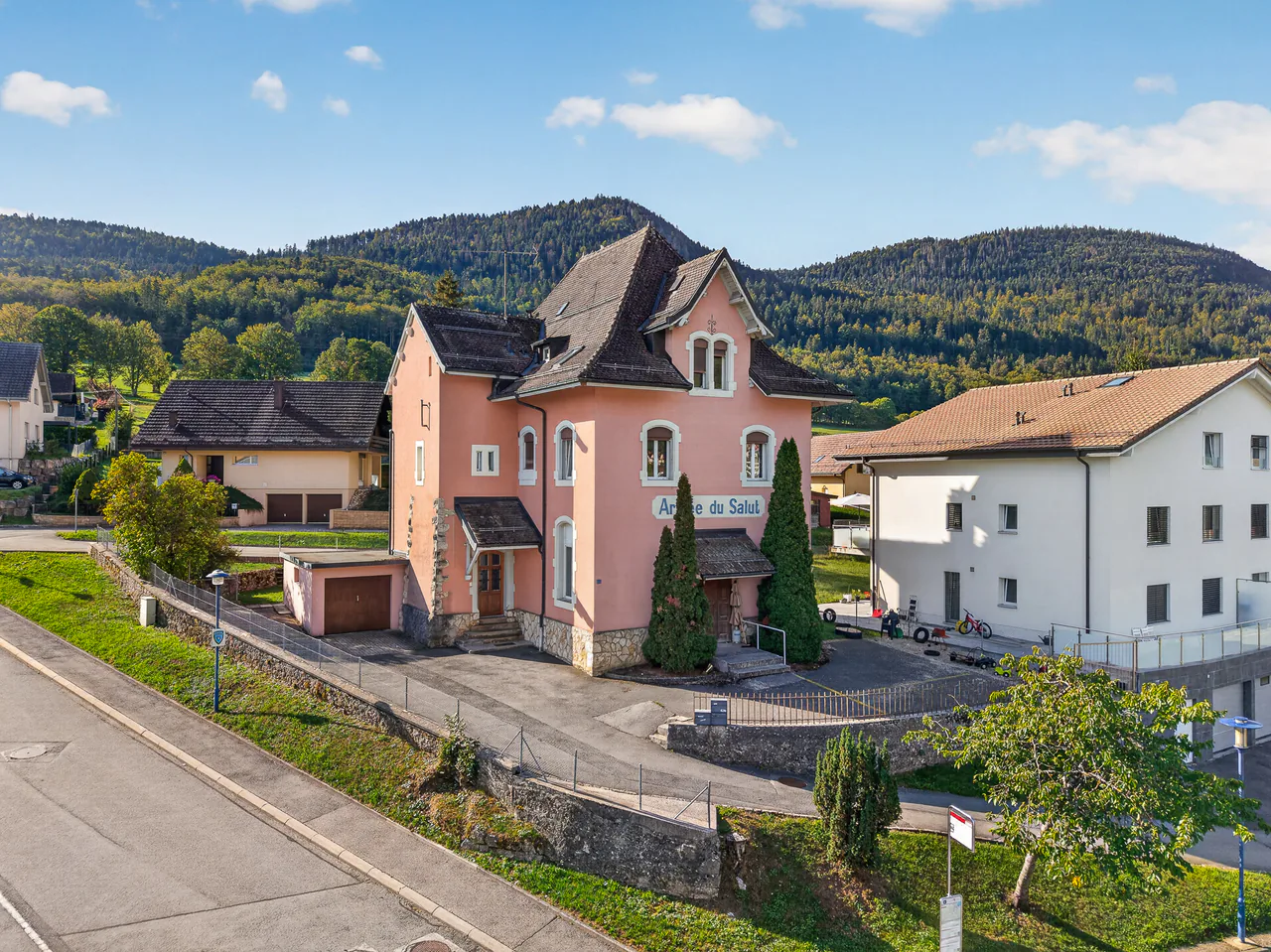 Immeuble de rendement - Opportunité d'investissement à Vallorbe