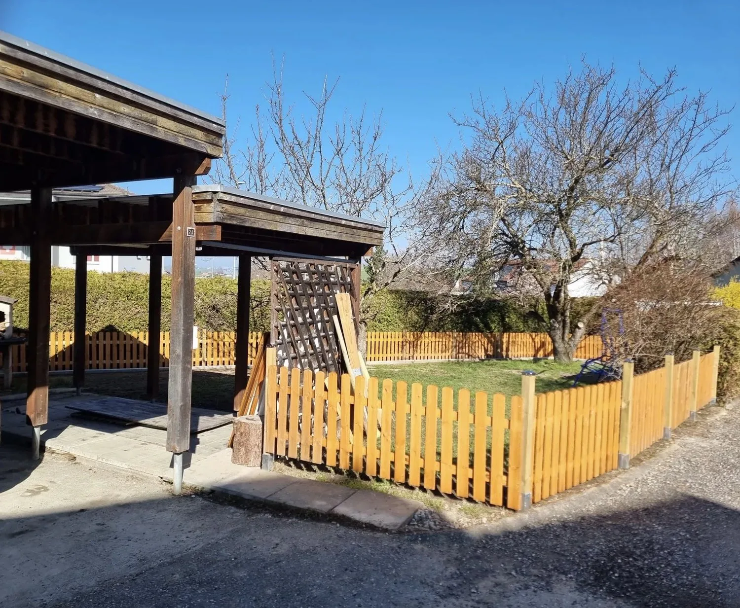 4,5 Zimmer mit großem Garten im Zentrum von Farvagny