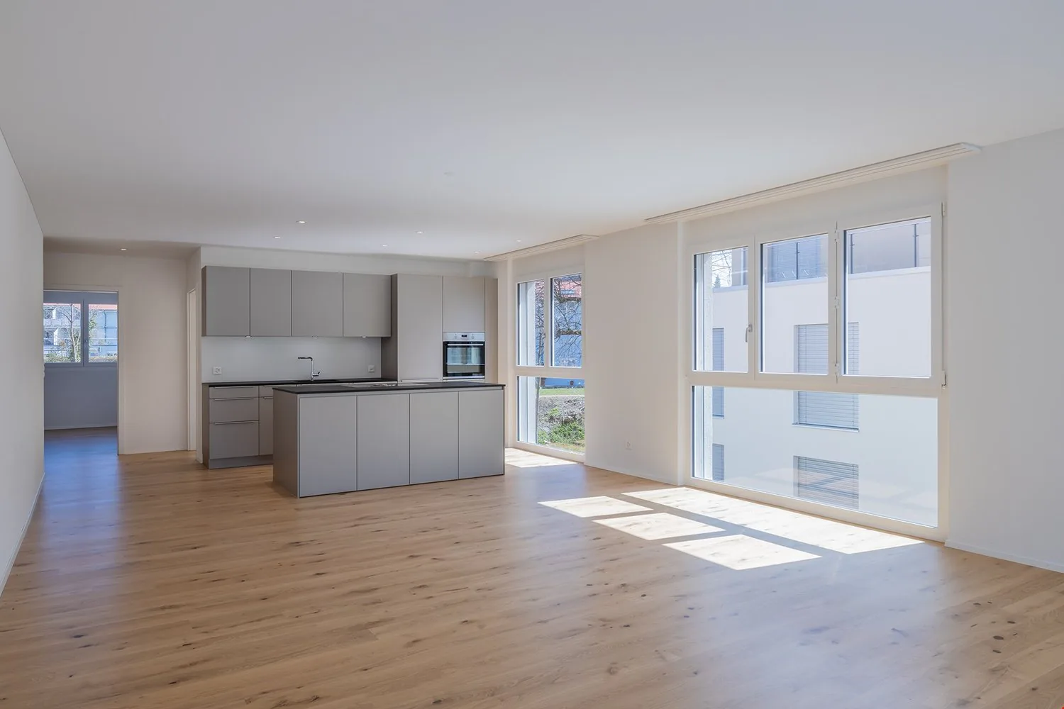 Bright 4.5-room apartment with charm