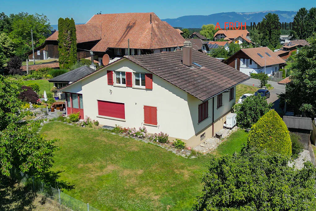 Ein Zuhause mit Geschichte und Zukunft Wohnen inmitten von Ruhe und