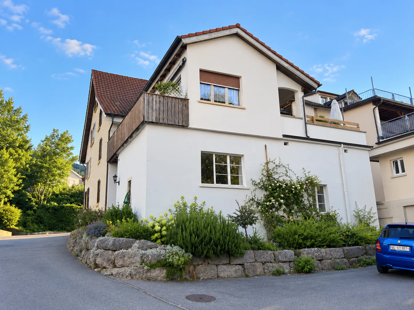 Large 4.5-room apartment in Läufelfingen - entire 2-story attic belongs to it